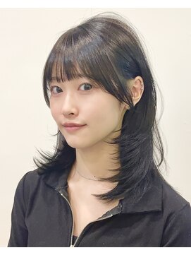 ビューエヒメ(VIEW EHIME) 小顔黒髪レイヤーカット×アッシュカラー20代30代40代