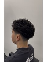 ノイセル 心斎橋(Noisyle) MEN’S/リバースセンターパート/ニュアンスパーマ/心斎橋S