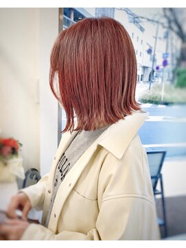 ブレンドバイハピネス(Blend by happiness) ブリーチありWカラー　スモーキーピンク　切りっぱなしボブ