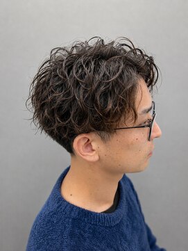 クオリス 上福岡店(QUALIS) 爽やかセンターパート×スパイラルパーマ×夏のおすすめ