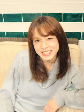 ラマハロ (La Mahalo) ナチュラルストレート