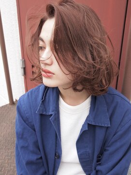 コス(kos) 暖色をミックスした柔らかベージュカラー