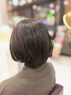 クール ヘアー ギャラリー 神明町店(COOL Hair gallery) 美シルエットボブショート☆多毛でもふくらまない