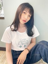 エゼル(Esell)&nbsp;外ハネくびれミディアム