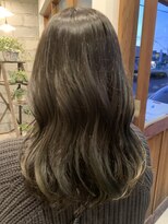 ニキ ヘアー ネイル 子安店(niki hair, nail)&nbsp;オリーブカーキ