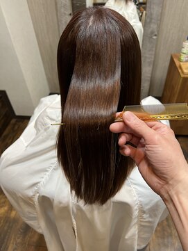 カットスタジオ アルバ(Cut Studio ALba) 酸性ストレート