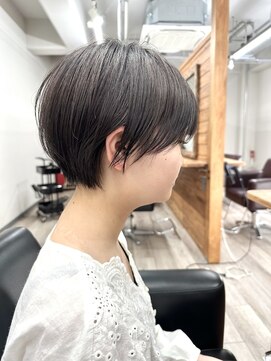 シャッター(Shutter) マッシュショート