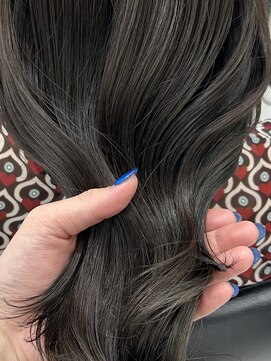 ナインスフロア(9NINTH FLOOR) オリーブグレージュ/暗めカーキアッシュ/透明感黒髪/艶カラー