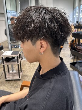 ネクストゼロ(NEXT zerO) メンズパーマ