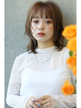 ソロ(soLo) soLoウルフカット×ベージュ