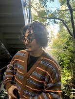 リブロ 三軒茶屋(LIBRO)&nbsp;バレイヤージュツーブロックメンズパーマ フェードカットパーマ