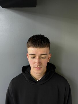 ダンヒルバーバー(dunhill BARBER) クロップ<理容室>[メンズ/シェービング/床屋/銀座]