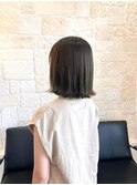 切りっぱなしボブ　オリーブカラー　【イルミナカラー　東川口】
