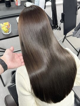 ロイス 神宮前(ROIS) ミルクティーベージュ/ダブルカラー/ケアブリーチ/ハイトーン