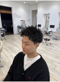 ピンパーマスパイキーショート　刈り上げショートツイスト