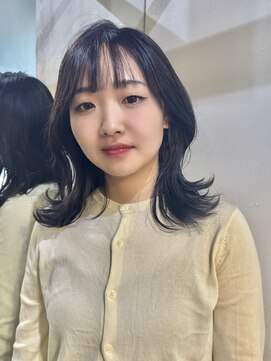 メイカ(MEIKA) ”くびれヘア×ヴァイオレットブラウンカラー”