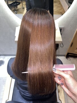 ジーナ 福岡天神(Zina) 韓国風/顔周りカット/レイヤーカット