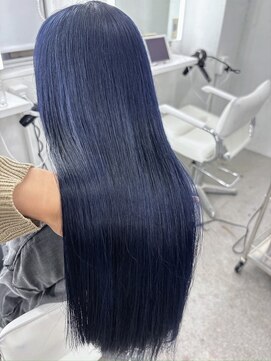 イロウ 山口どうもん店(IROW) ダブルカラー/髪質改善/ダークブルー/ブリーチカラー