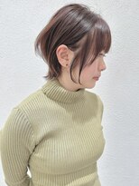 ステアケース ギンザセブン(stair:case ginza7)&nbsp;レイヤー外ハネショートウルフ軽め耳かけ