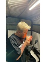 ヘアサロンナンバーワンクラブ上和田本店 ハイトーンショート