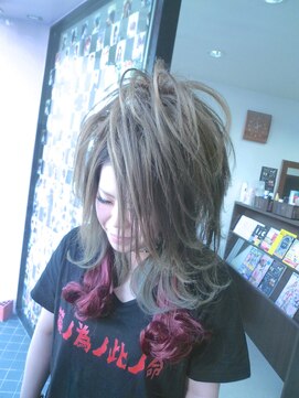 ヘアセットサロンエッジ(Edge) 外ハネスジ盛り（ライブ使用）