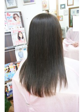 チチカカ(chichikaka) 営業ビフォーアフター、ツヤツヤ上質縮毛矯正