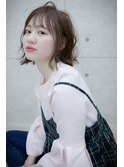 切りっぱなしボブのゆるやかウエーブ