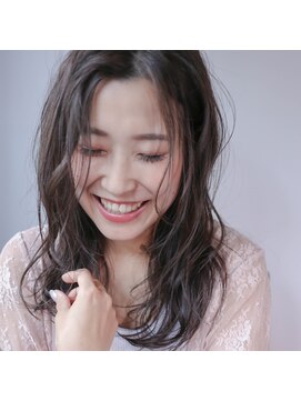 ペイジヘアー(paige hair) paige × ロング