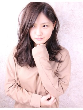 キャアリー(Caary) 福山市カラーカット人気Ｃａａｒｙ大人かわいいベージュカラー♪