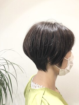 ヘアー スタイリスト(hair STYLIST) 大人ショート☆20代30代４０代