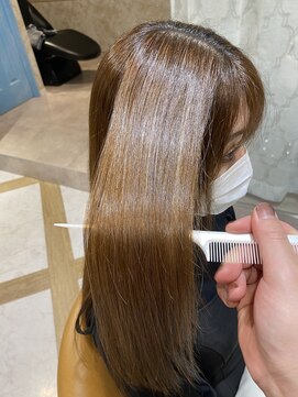 ロンド ストラーダ 心斎橋(Lond strada) シルキーベージュ×グレージュカラー【髪質改善/縮毛矯正】