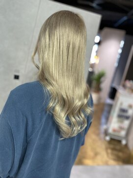 ニーナ ビューティーサロン(NINA Beauty Salon) 冬でもハイトーン#ハイトーンロング#ハイトーン