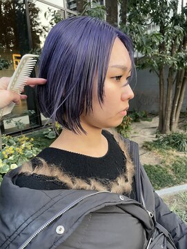 コハク(COHAKU) シンプルBOBにアクセントバイオレットカラー