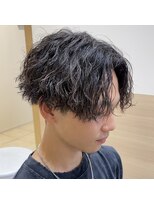 ウェーブ(WAVE)&nbsp;センターパート×ツイストスパイラル/メンズパーマ/メンズカット