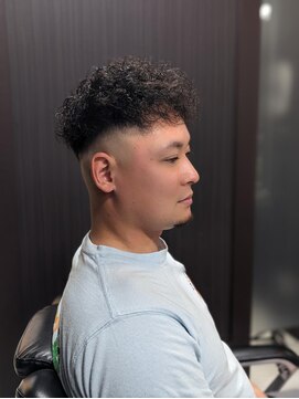 バーバーバー 都賀(BARBER-BAR) スペインカール