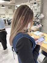 レディアル 大宮(REDEAL ope.)&nbsp;ベージュハイライトバレイヤージュ