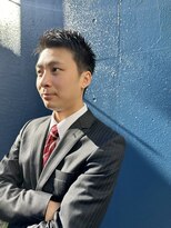 ノア(NOA)&nbsp;ビジネス刈り上げショート　スーツスタイル