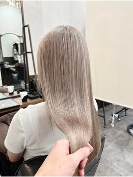 ルクスバイアフィナー(Luxo by Afinar) 【 町田 / Luxo by Afinar 】ホワイトベージュ