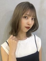 シー(See.) 透明感のあるグレージュカラー