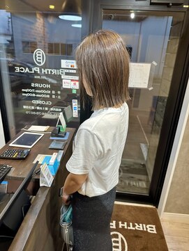 バース プレイス(BIRTH PLACE) ぱっつりボブ