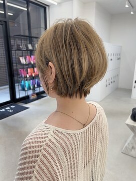 サンド 大阪梅田(sand) @shin__sandボブウルフ/ネビージュ/小顔/ワンレン/大阪梅田