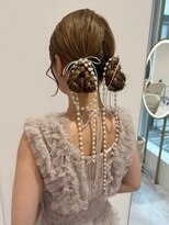 モナバイルーブル(MONA by Louvre)&nbsp;【MONA】ツインお団子アレンジ/お呼ばれヘア/編みおろし