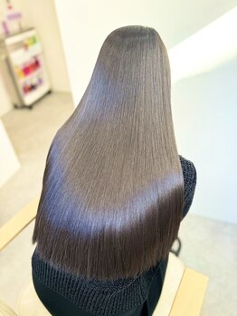 モモ(momo)の写真/髪質改善・縮毛矯正に対する圧倒的知識×独自の薬剤調合でかつてないダメージレスな柔らかさと艶感が叶う♪