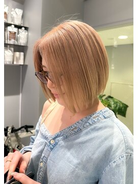 ヴァイス 新宿店(VAICE) ショートボブ/ハイトーンカラー/ミルクティーベージュ