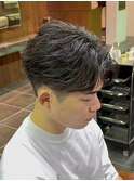 大分メンズセンターパートフェザーパーマフェザーショート