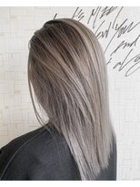 グラムアッシュ(GLAM ASH) 外国人風バレイヤージュ/ハイアンドロー/サーフスタイル