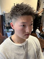 キングスマントーキョー 立川店(KINGSMAN TOKYO)&nbsp;アップバング / ツーブロック / スキンフェード 【立川】