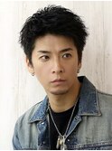 黒髪ショートエッジスパイク