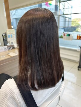 アッシュ 鶴ヶ峰1号店(Ash) 美髪矯正でサラツヤ絹髪へ♪