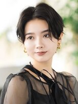ロビー 青山(ROBBY)&nbsp;ショートヘア/前髪長め/大人ショート/30代/40代/50代